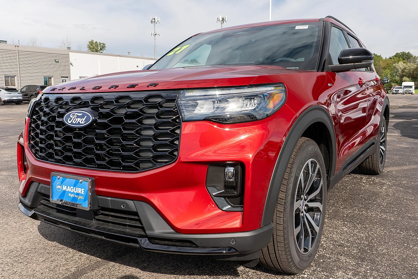 New 2027 Ruby Red Metallic Tinted Clearcoat Ford ST-Line image 2