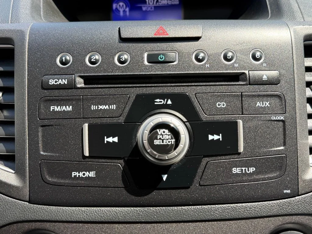 Used 2014  Honda EX-L image 17