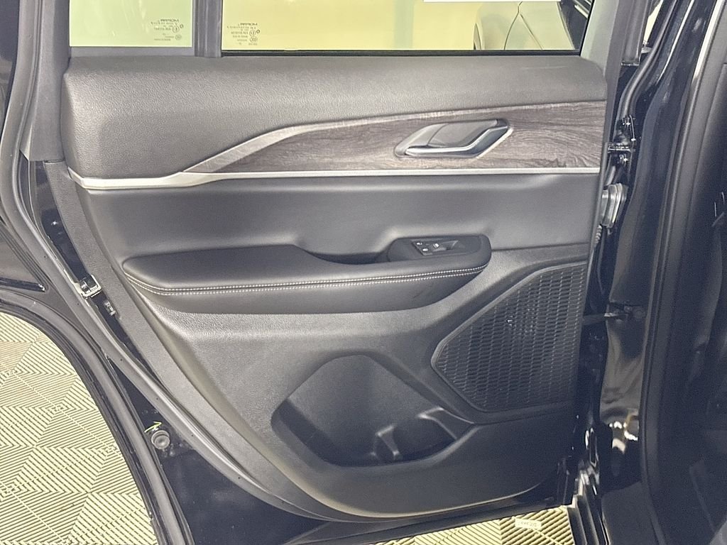 Used 2025 Black Jeep Limited image 20