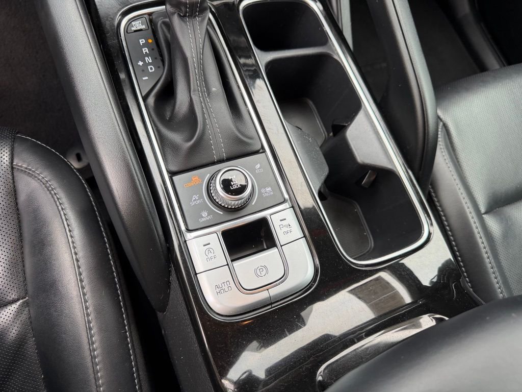 Used 2022 Ebony Black Kia LX image 25
