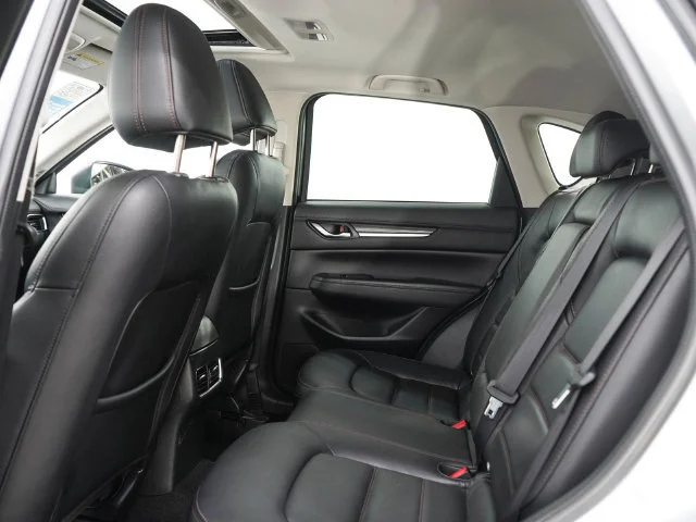 Used 2018 Sonic Silver Metallic Mazda Grand Touring image 15
