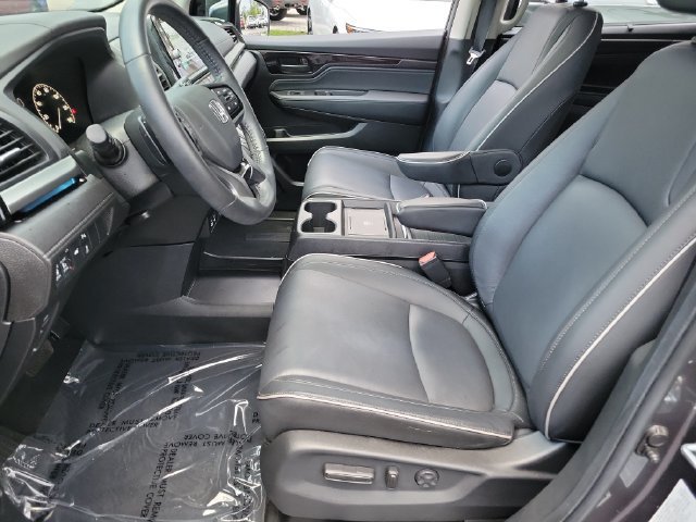 2025 Honda Odyssey Touring - Photo 17
