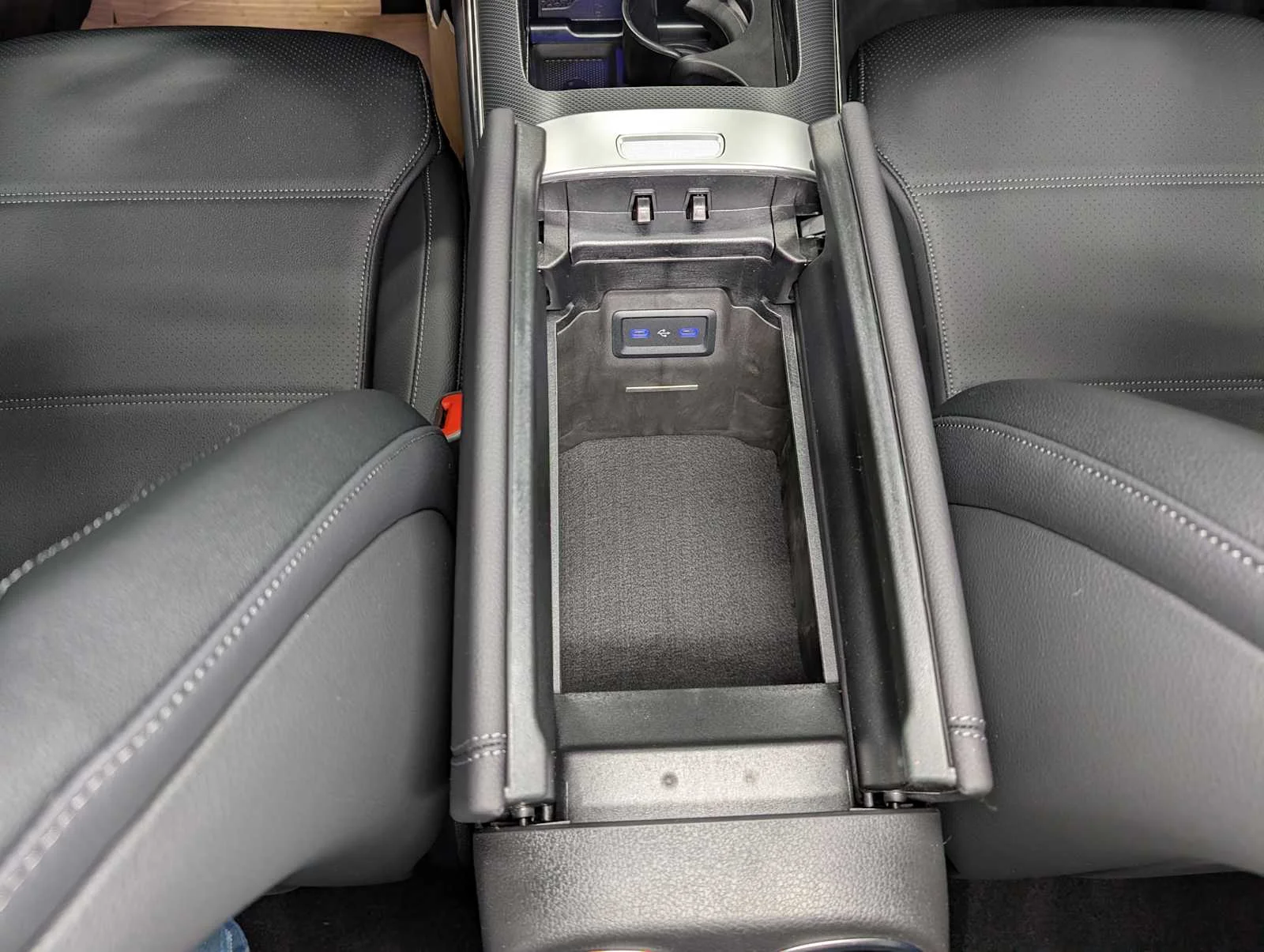 Used 2026 Polar White Mercedes-Benz GLC 300 image 19