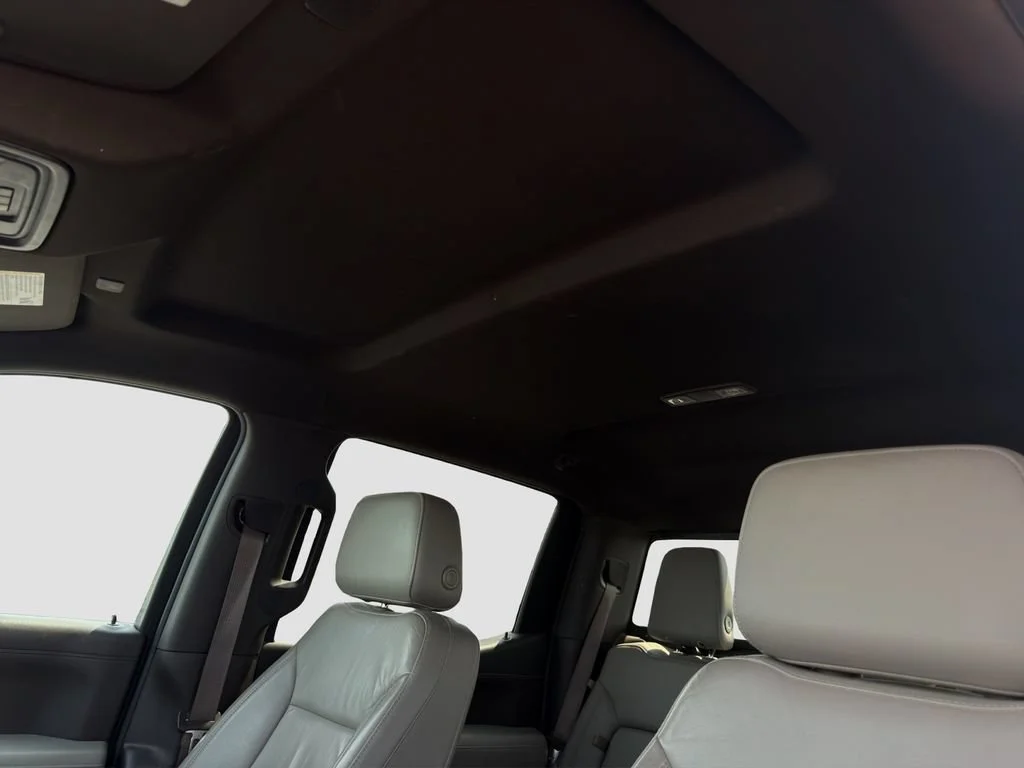 Used 2020 SUMMIT WHITE Chevrolet RST image 24