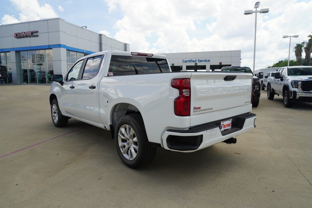 2026 Chevrolet Silverado 1500 Custom - Photo 13