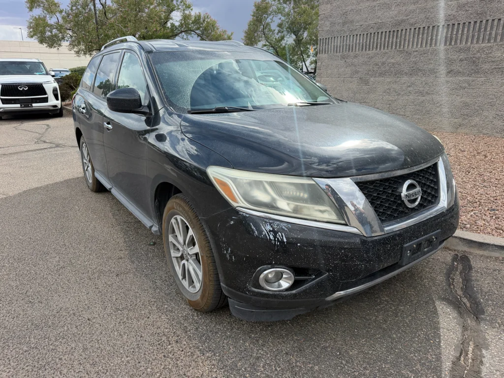 Used 2016 G41 - Magnetic Black Nissan S image 2