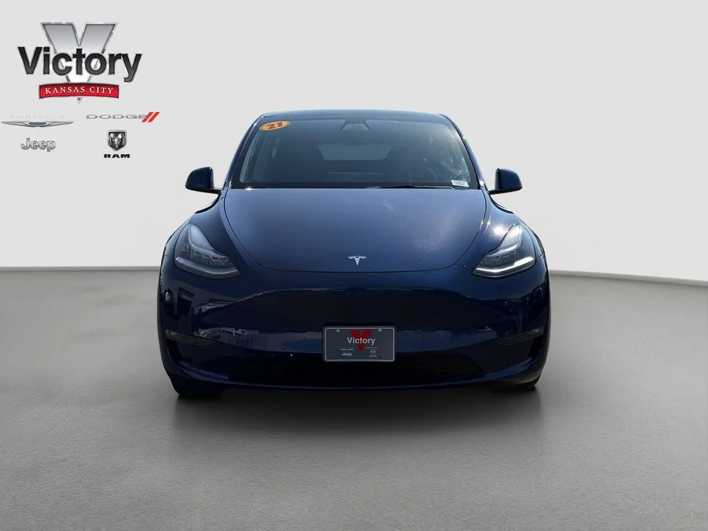 Used 2021 Tesla Model Y Long Range with VIN 5YJYGDEE7MF260915 for sale in Kansas City, KS