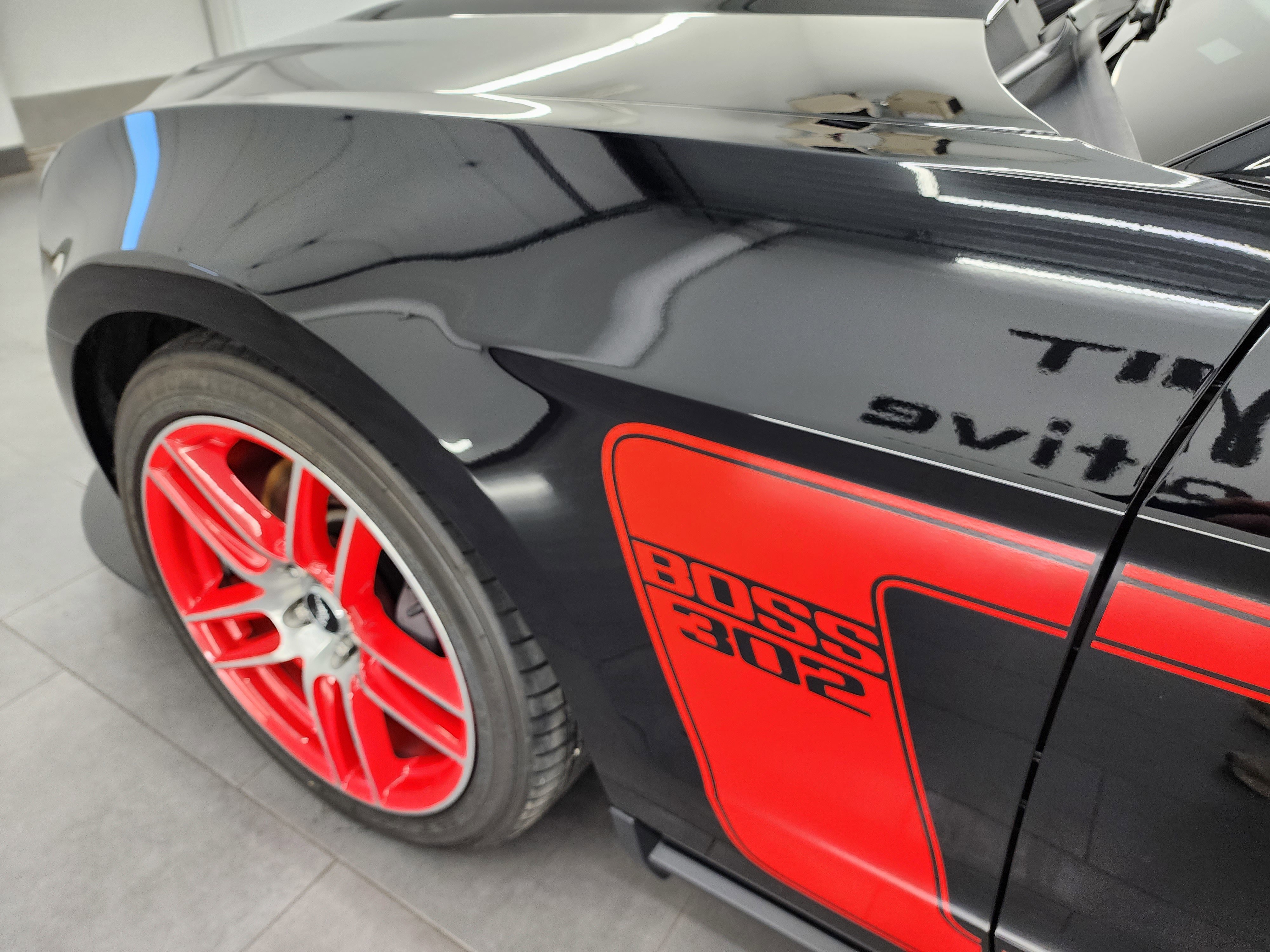 Used 2012 Black Ford Boss 302 Laguna Seca: BOSS 302-LAGUNA SECA LS 425-6 SPEED STICK-RECAROS image 45