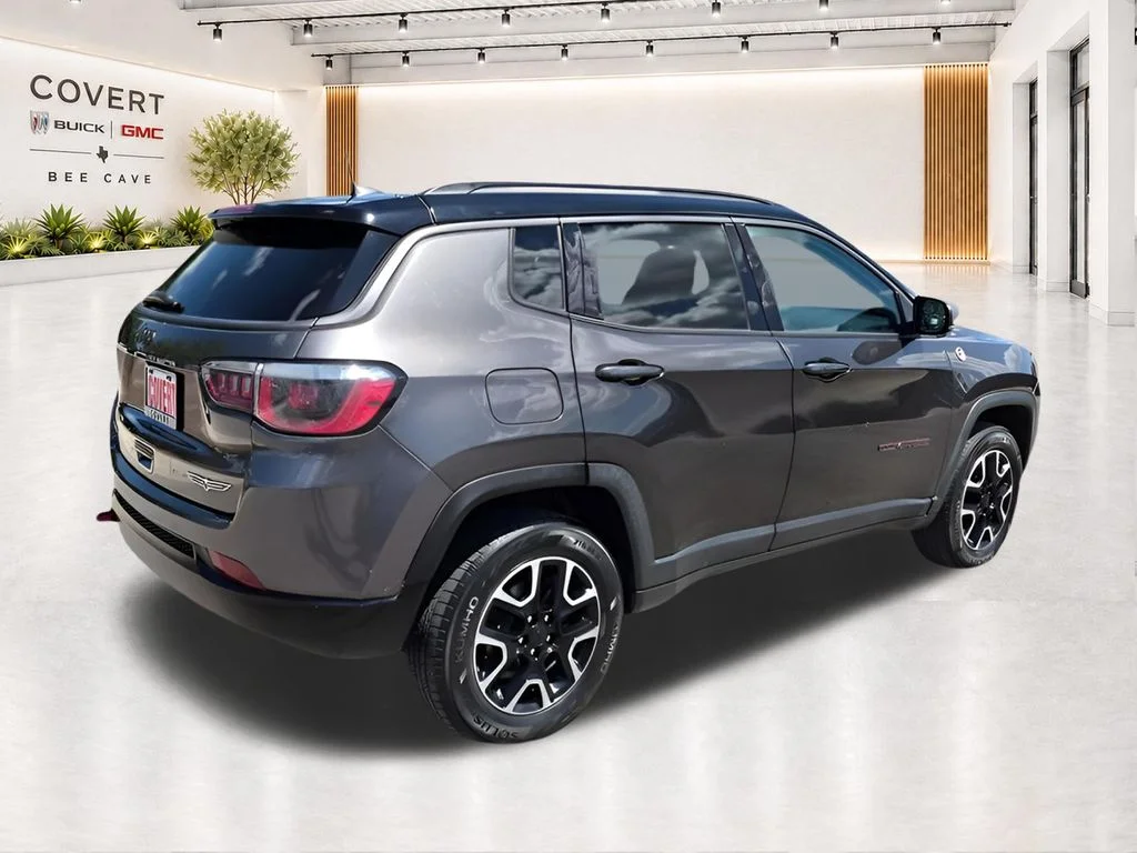 Used 2019 Gray Jeep Trailhawk image 14