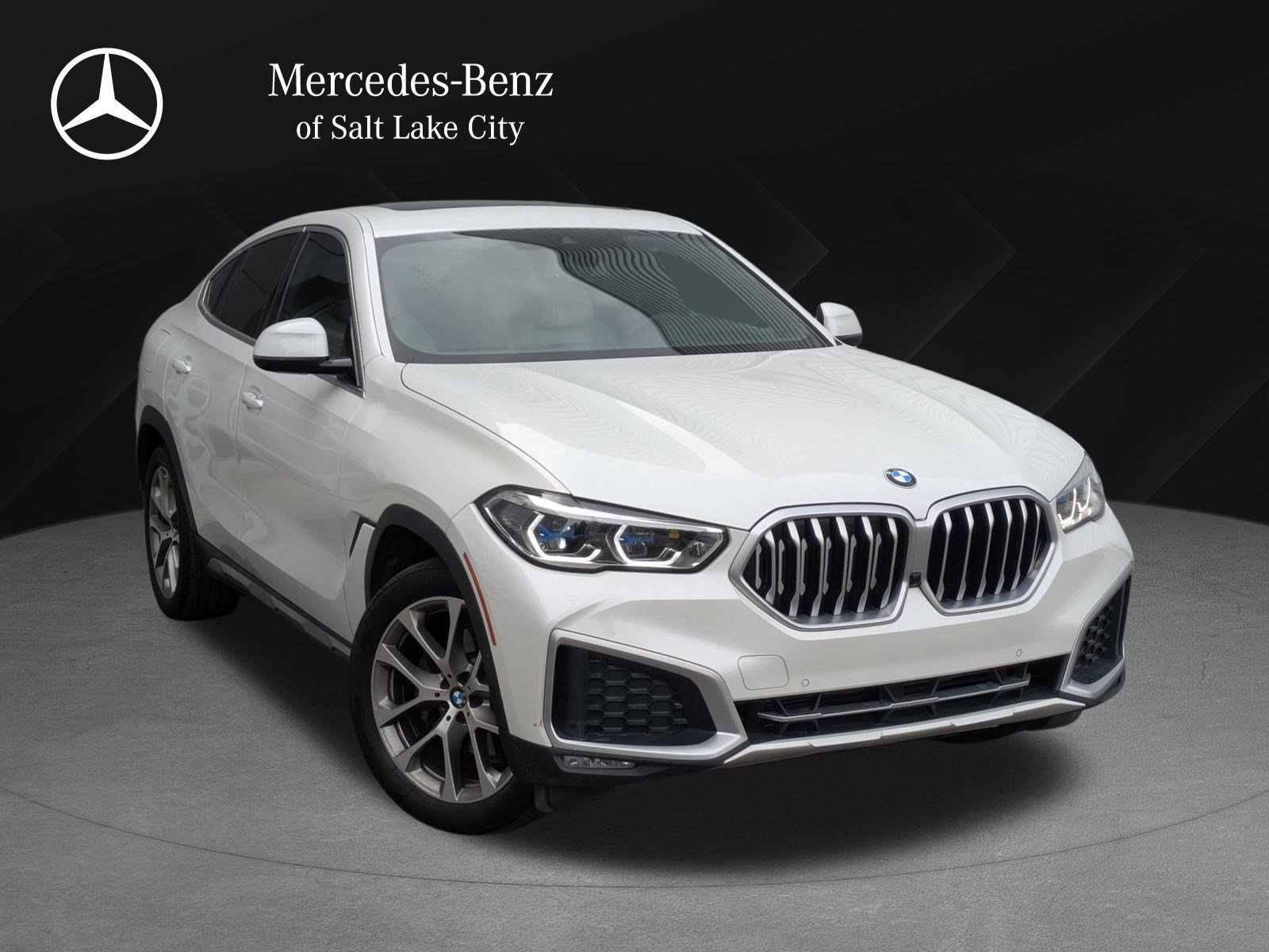 2021 BMW X6 xDrive40i's photo