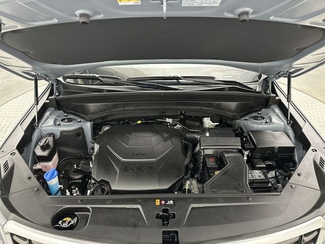 Used 2025 Silver Kia SX image 27