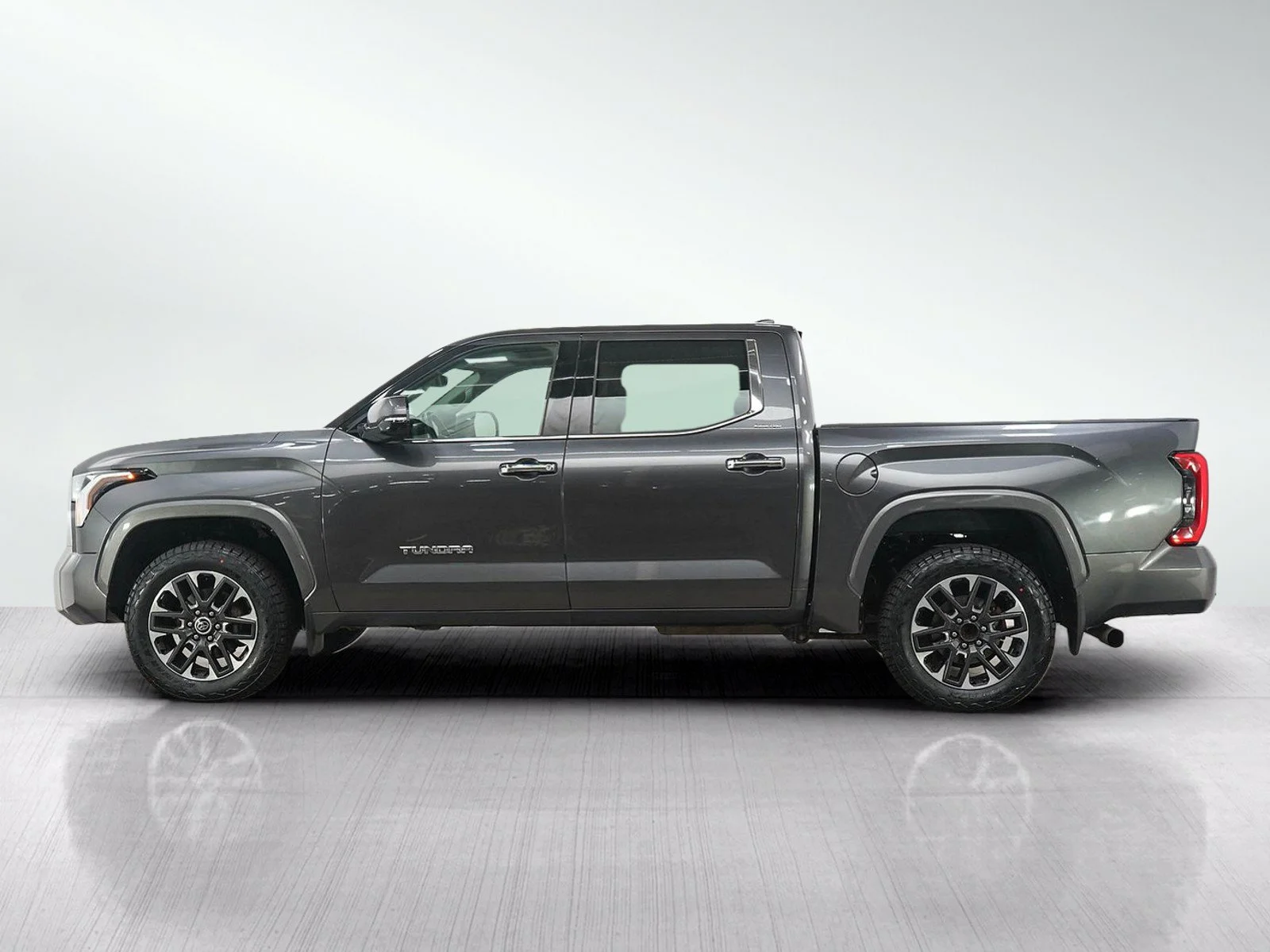 Used 2023 Toyota Tundra Limited with VIN 5TFJA5DB2PX060731 for sale in Burnsville, Minnesota