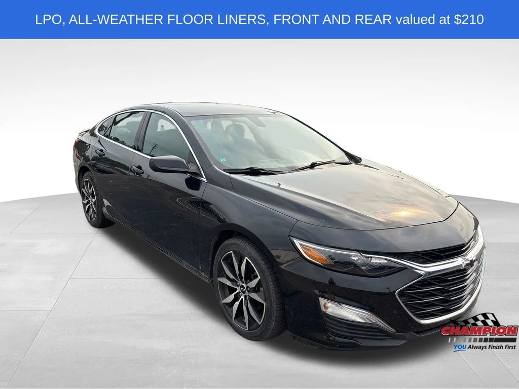 Used 2020 Black Chevrolet RS image 3