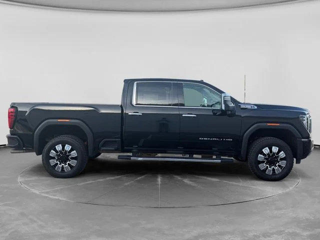 Used 2024 Black GMC Denali image 2