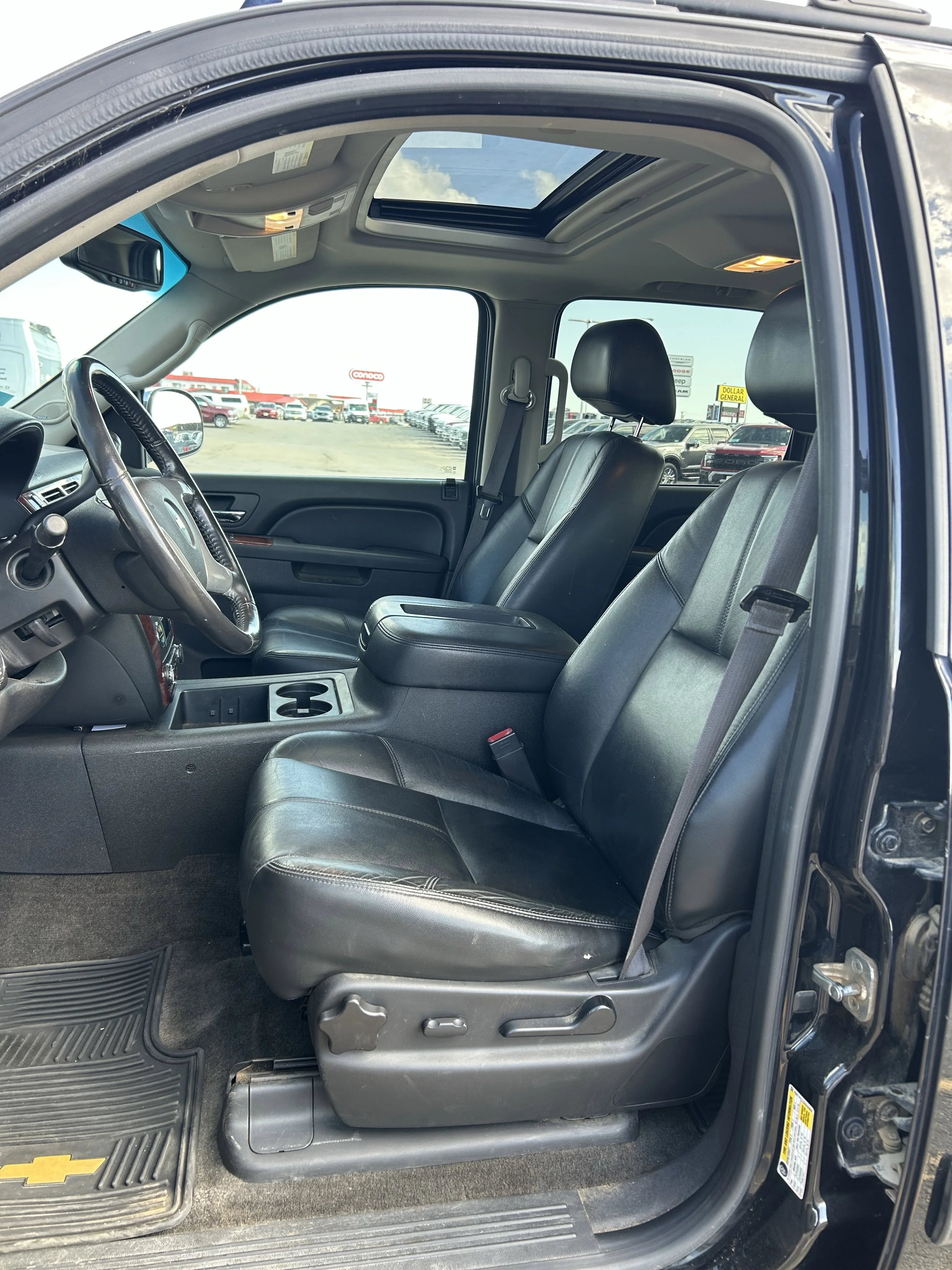Used 2013 Black Chevrolet LT image 8