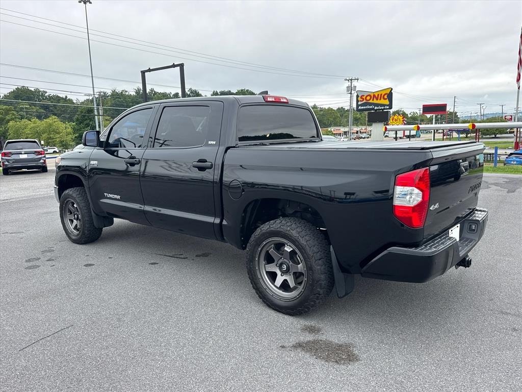 2021 Toyota Tundra SR5 - Photo 3