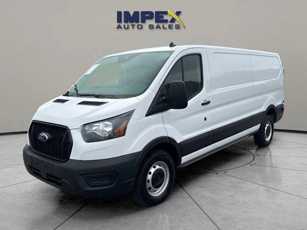 Used 2024 White Ford Base image 1