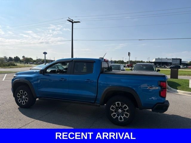 Used 2023 Blue Chevrolet Z71 image 18