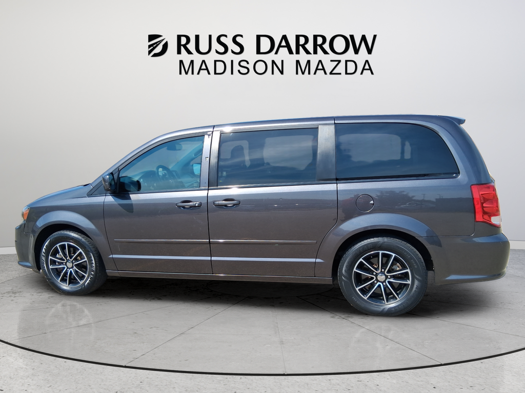 Used 2015 Dodge Grand Caravan SE Plus with VIN 2C4RDGBG8FR749786 for sale in Madison, WI