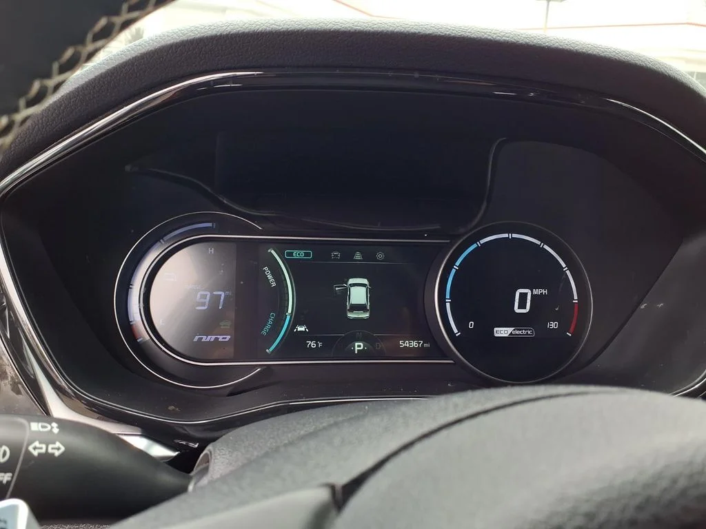 Certified Used 2022 Red Kia S image 13