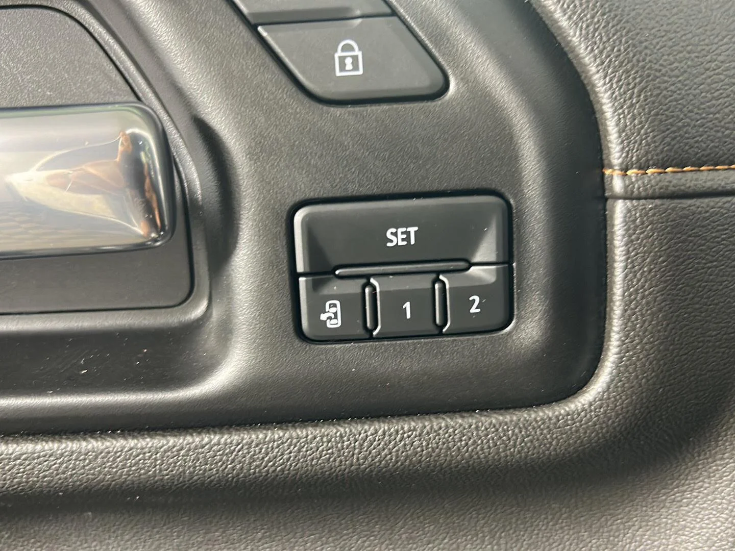 Used 2021 Summit White GMC AT4 image 22