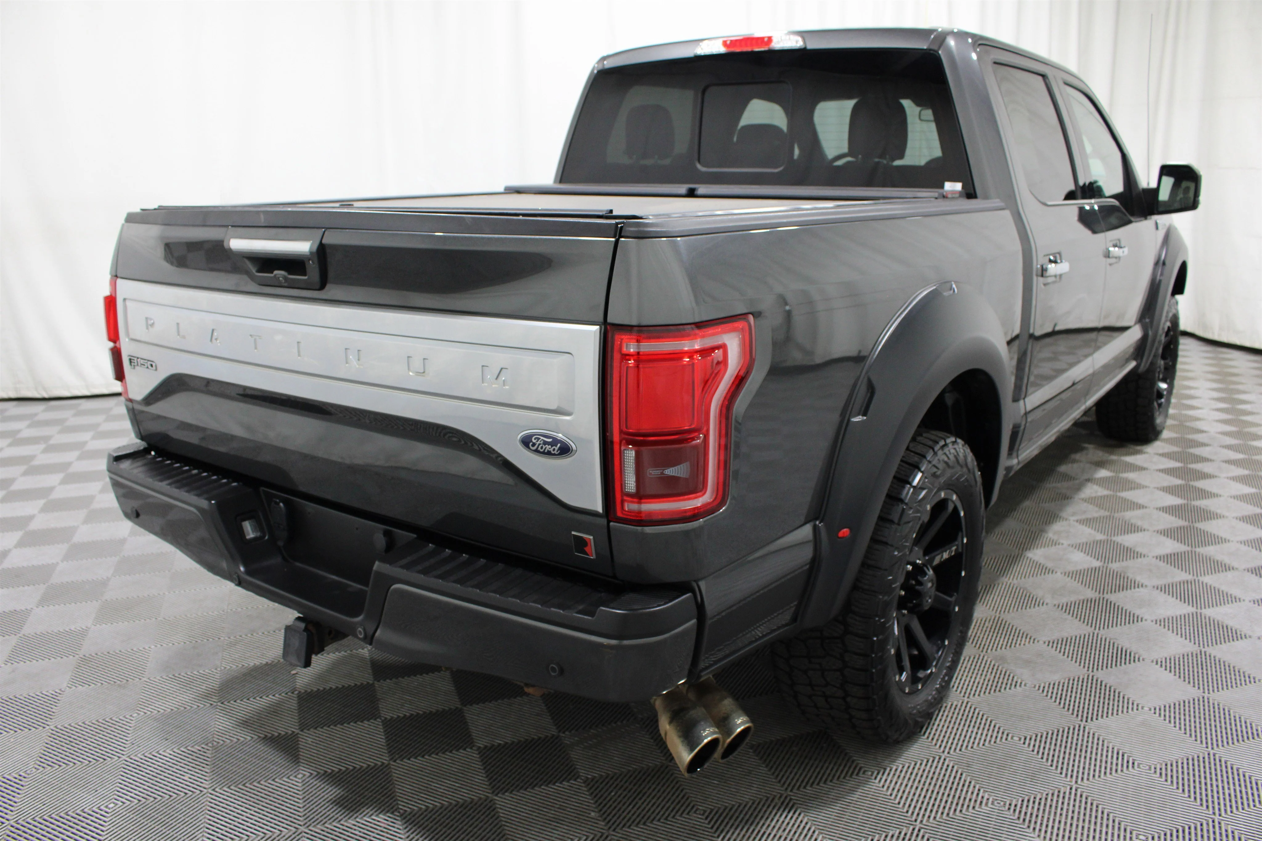 2016 Ford F-150 Platinum - Photo 30