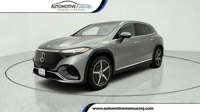 2023 Mercedes-Benz EQS EQS 580 4MATIC® SUV w/ Exclusive Trim Pkg & PRE-SAFE Rear Seat