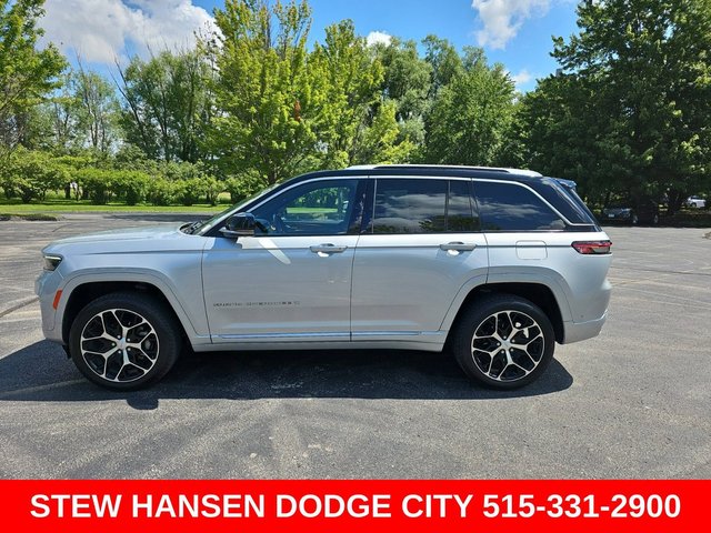 2022 Jeep Grand Cherokee Summit Reserve