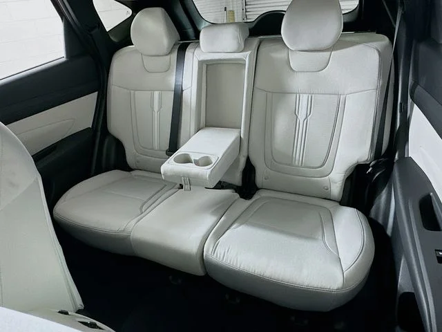 New 2026 Hyundai TUCSON SEL