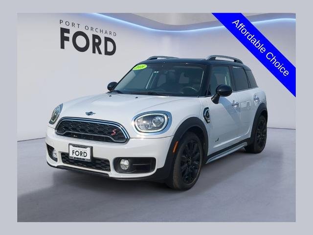 Used 2018 Light White MINI  image 1
