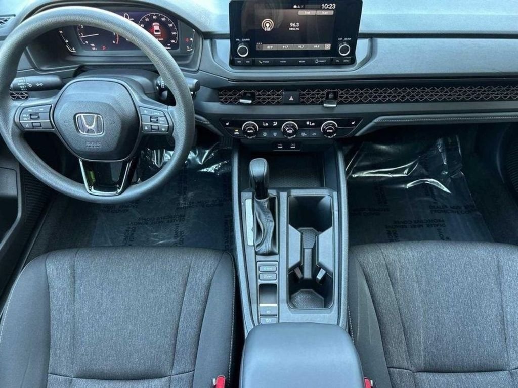 2023 Honda Accord EX - Photo 14