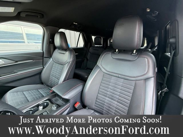 Used 2025 Star White Ford ST-Line image 6
