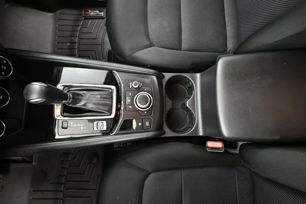Used 2020 Black Mazda Sport image 25