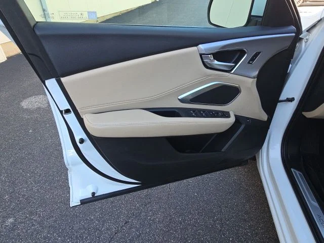 Used 2021 White Acura Base image 21