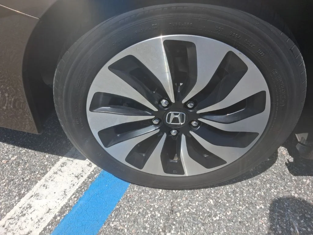 Used 2017 Brown Honda Touring image 14
