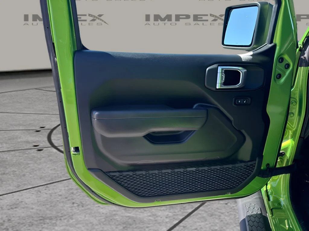 Used 2025 Green Jeep Sport image 21