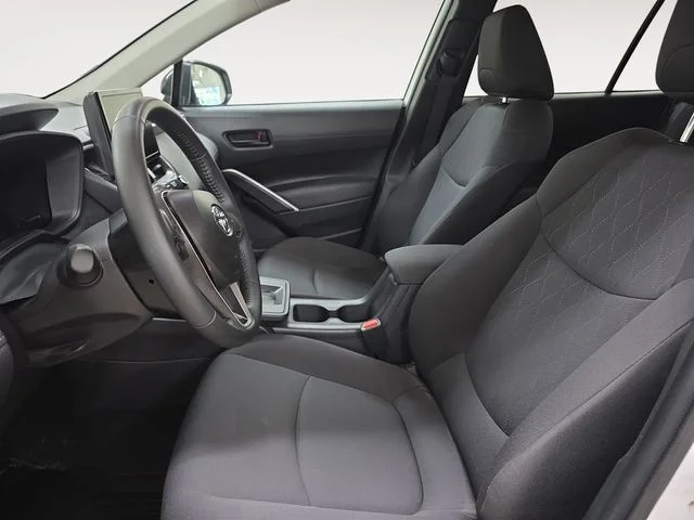 Used 2026 Pearl Toyota LE image 11