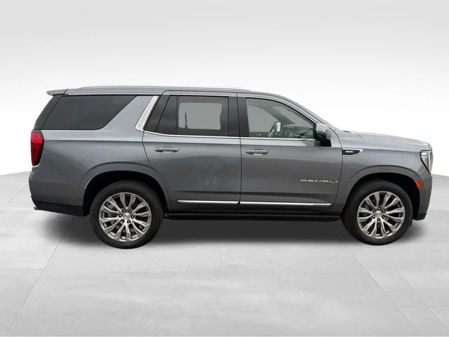 Used 2022 Satin Steel Metallic GMC Denali image 7