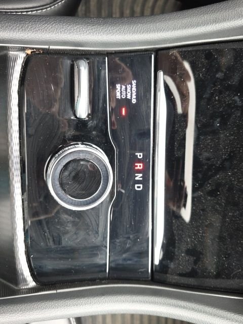 Used 2024 Midnight Sky Jeep Limited image 5