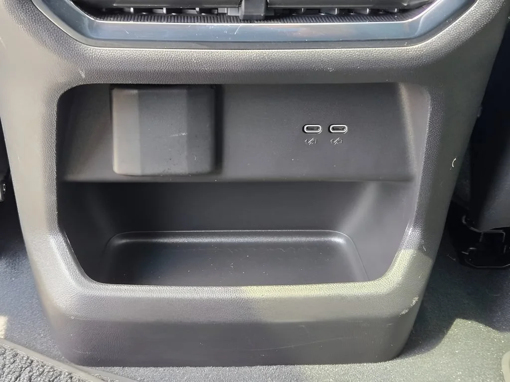 New 2025 Onyx Black GMC Extended Range Denali image 18