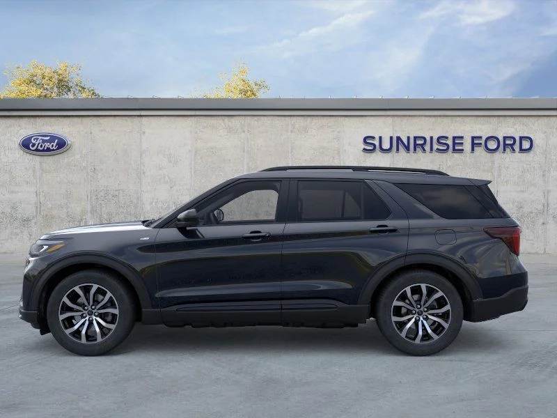 New 2026 Agate Black Metallic Ford ST-Line image 3