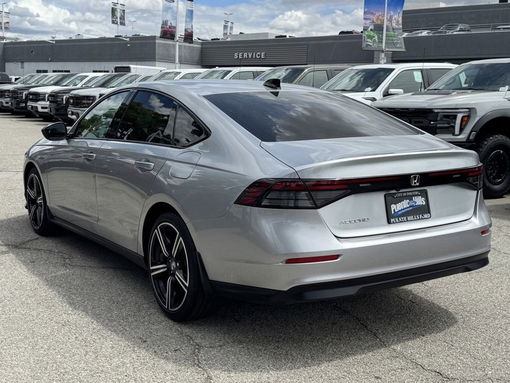 Used 2026  Honda SE image 4