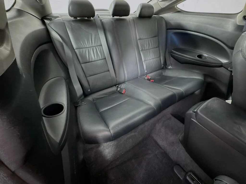 Used 2010 Red Honda EX-L image 31