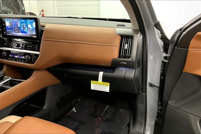 New 2026 Boulder Gray Pearl Nissan Platinum image 35