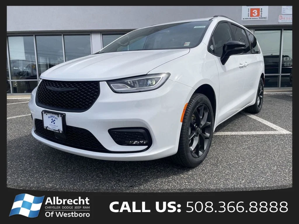 2026 Chrysler Pacifica Select AWD's photo