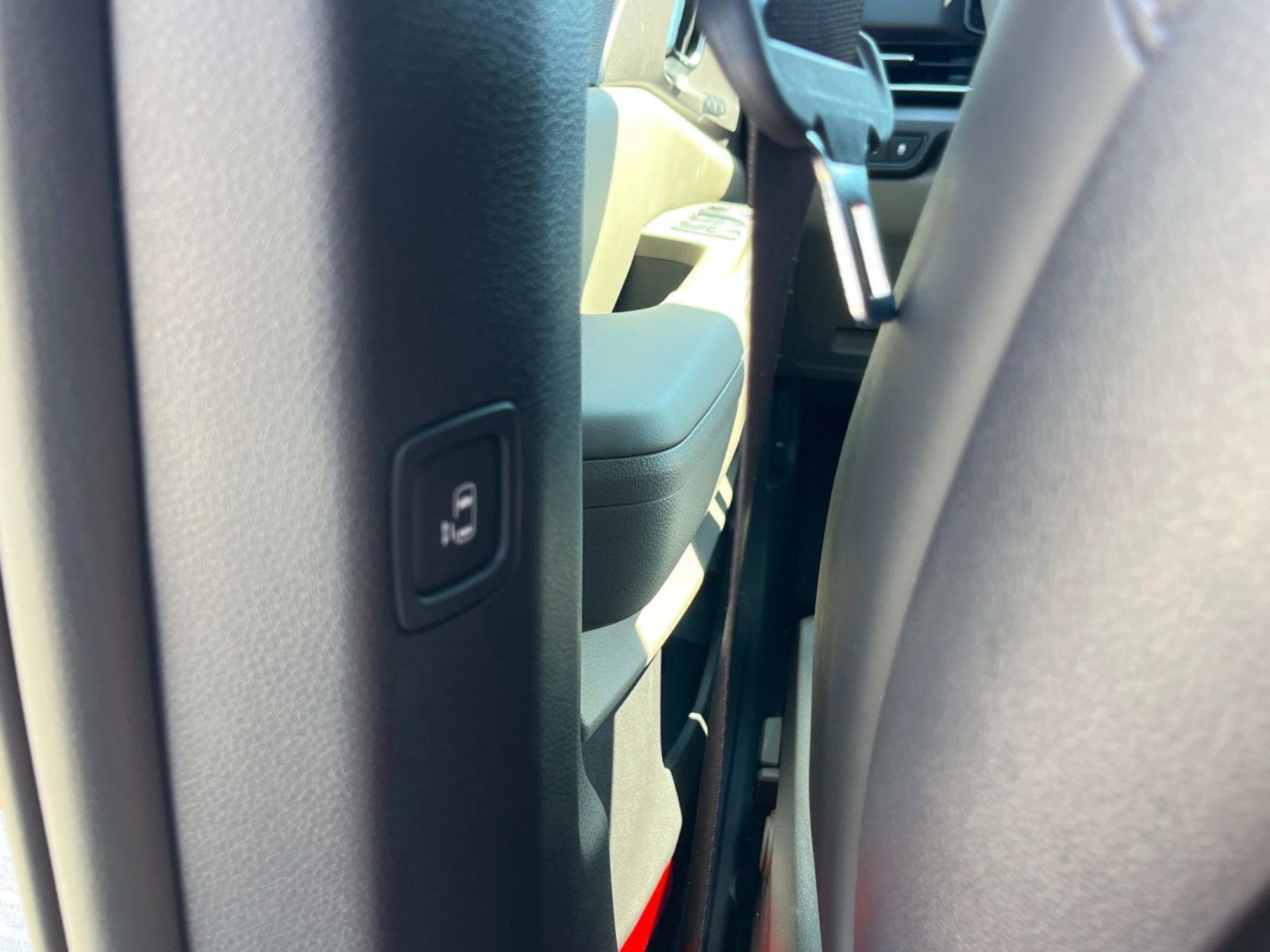 New 2026 Ivory Silver Kia EX image 21