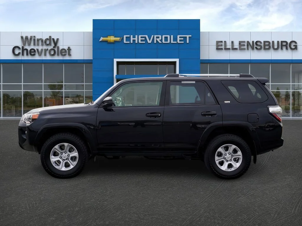 Used 2021 Midnight Black Metallic Toyota SR5 image 4