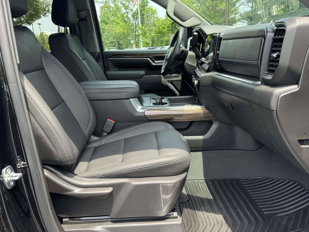Used 2026 Black Chevrolet LT image 15