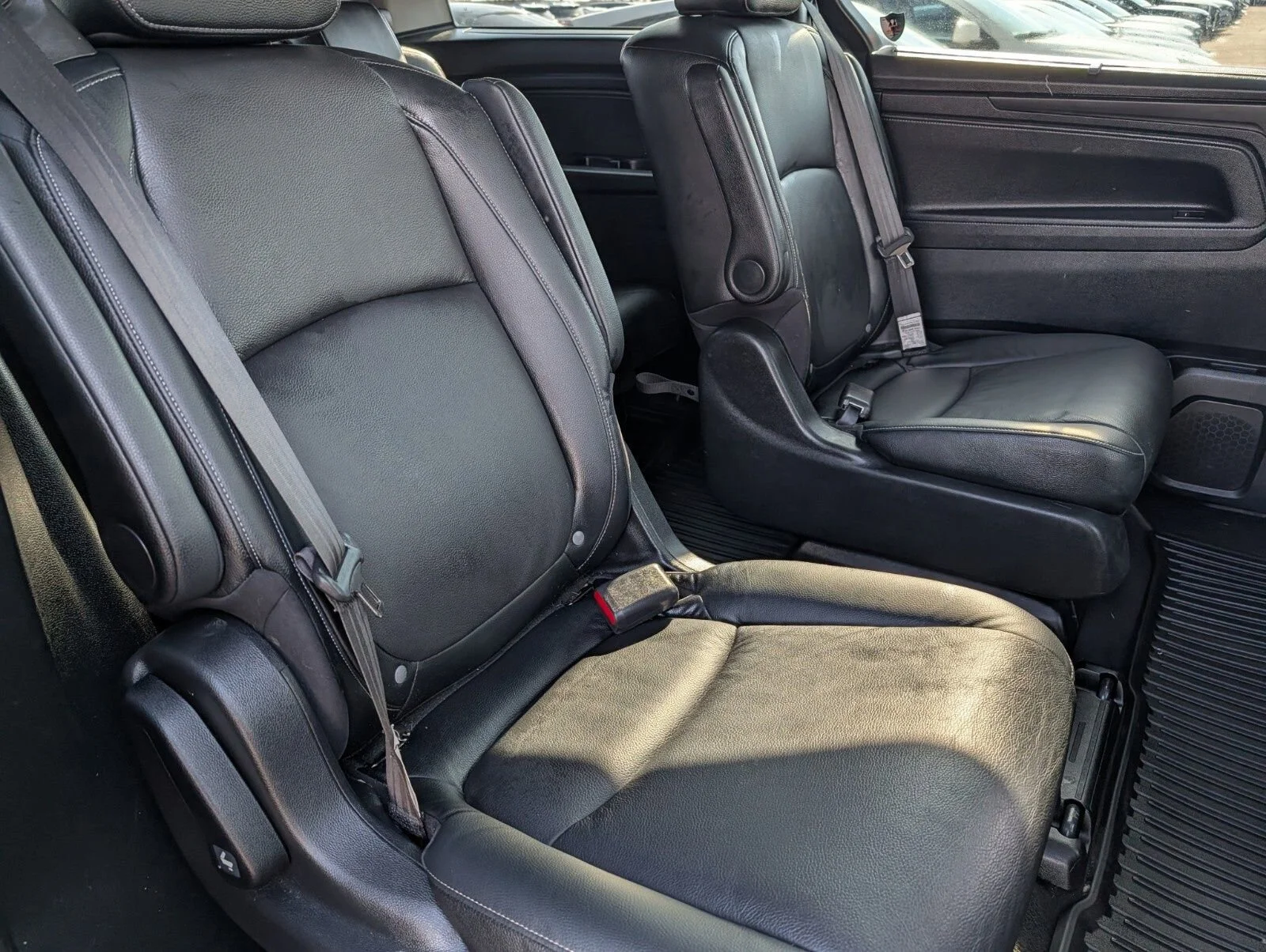 2024 Honda Odyssey EX-L - Photo 28