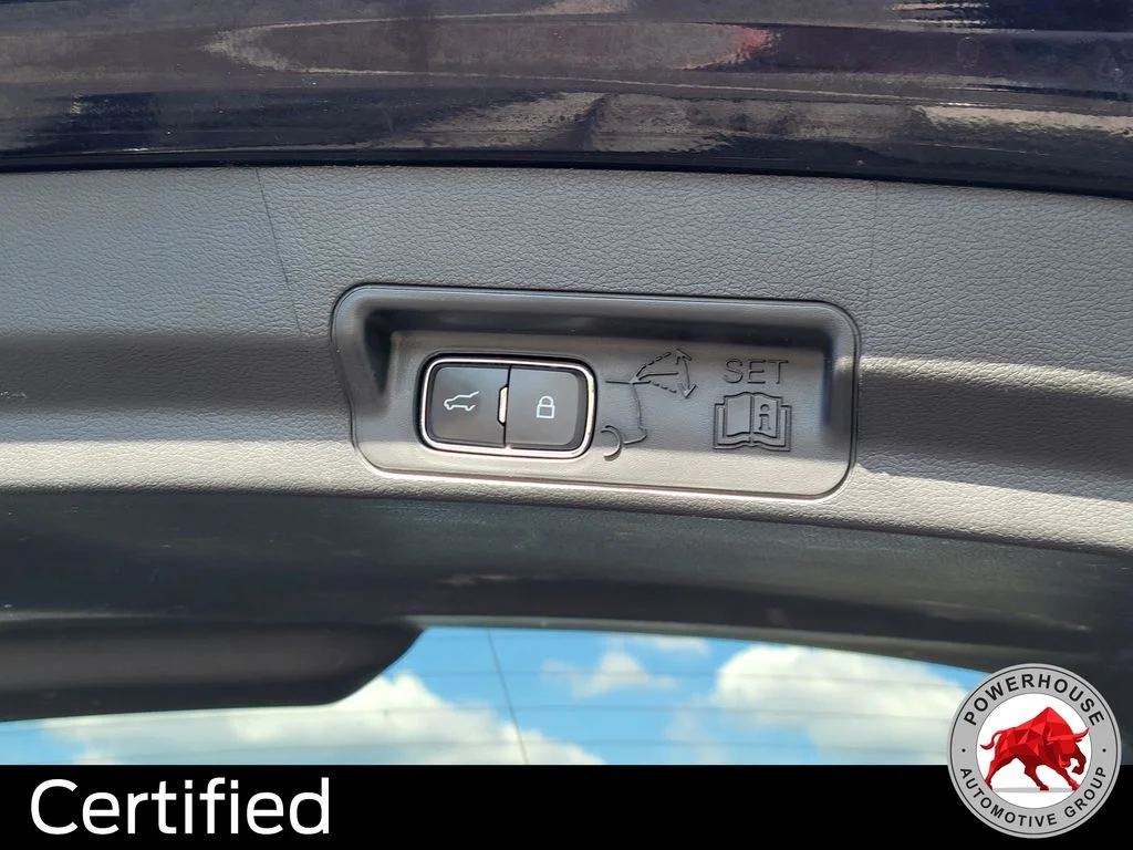 Used 2024 Black Ford XLT image 15
